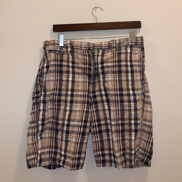 Chaps Brown, Blue & Orange Plaid Dress shorts W32 - Picture 2 of 12